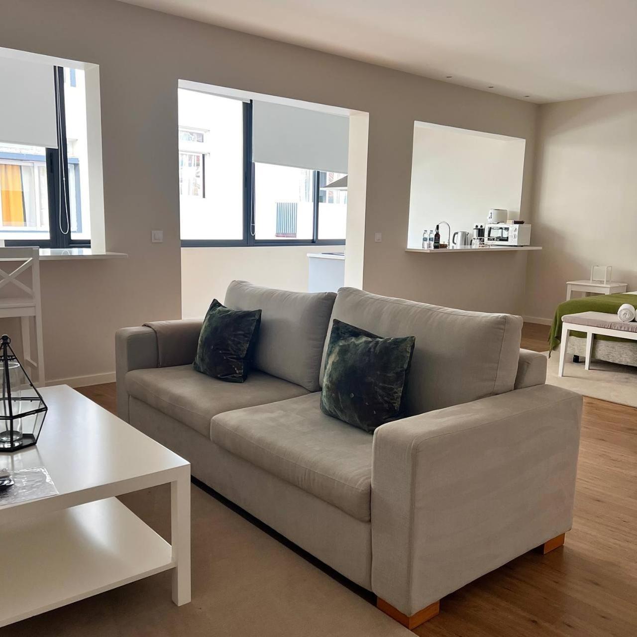 Apartments Vmadeira ฟุงชาล ภายนอก รูปภาพ