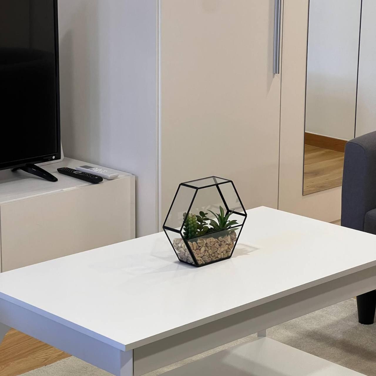 Apartments Vmadeira ฟุงชาล ภายนอก รูปภาพ